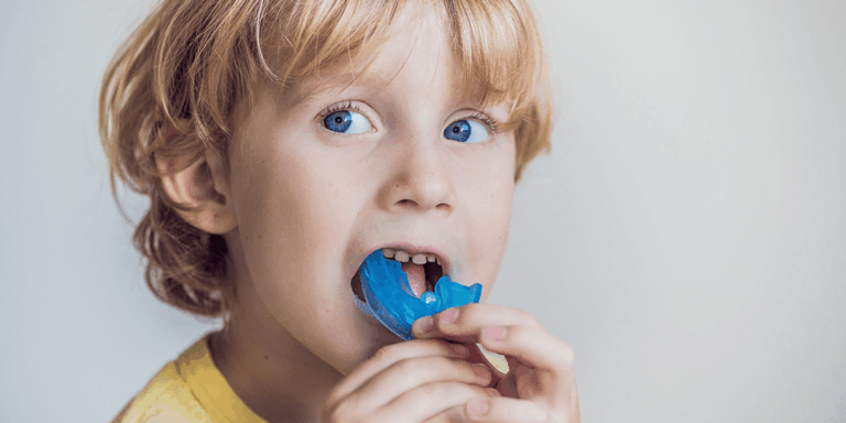 5 problemas causados por dentes tortos