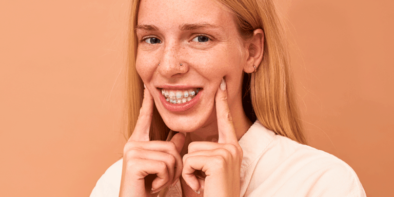 Apertamento dental: o que é, como identificar e tratar