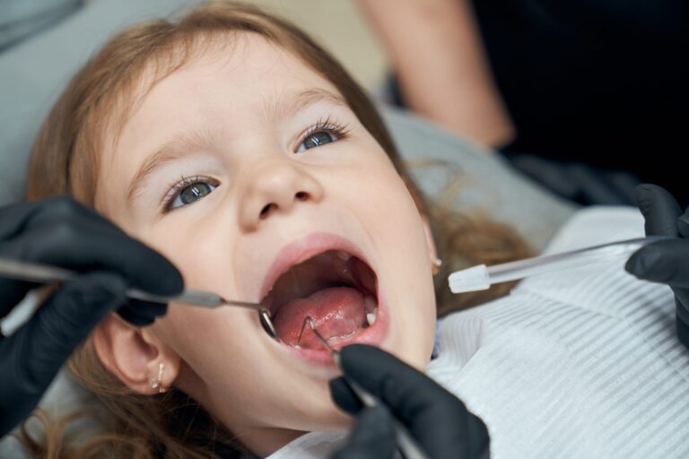 Quando levar o bebê no dentista